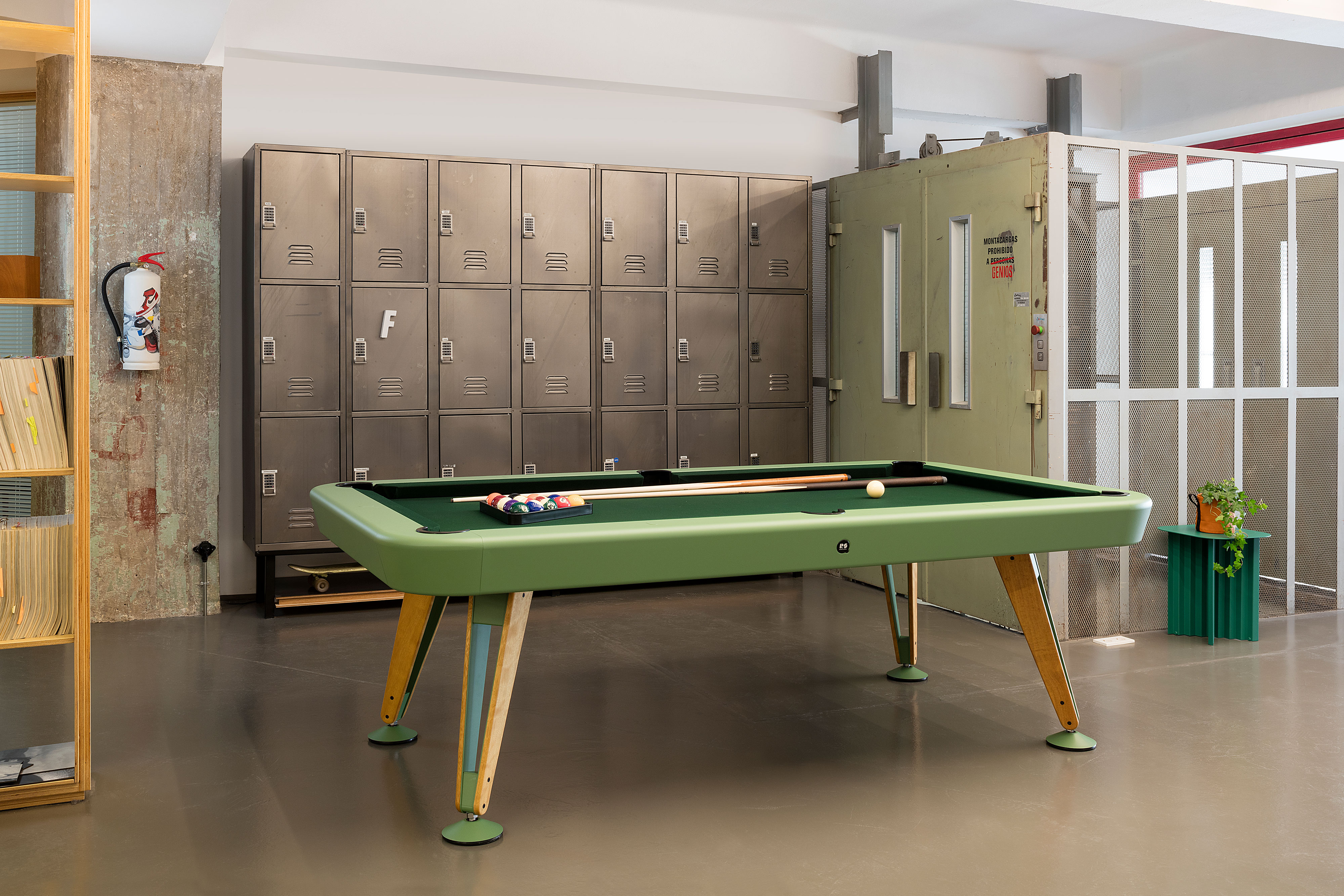 Billiard table "Pool" - design Diagonal American 7" from RS Barcelona